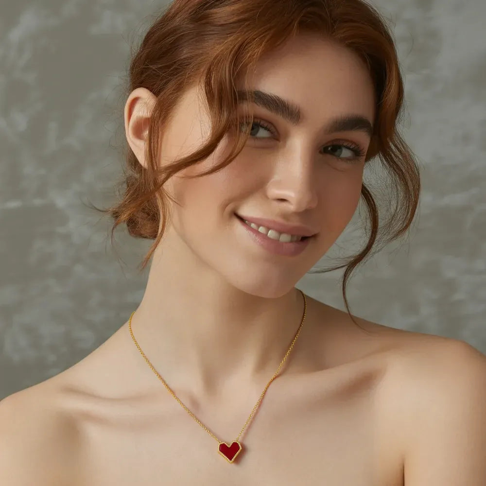 French Retro Heart Pendant Necklace