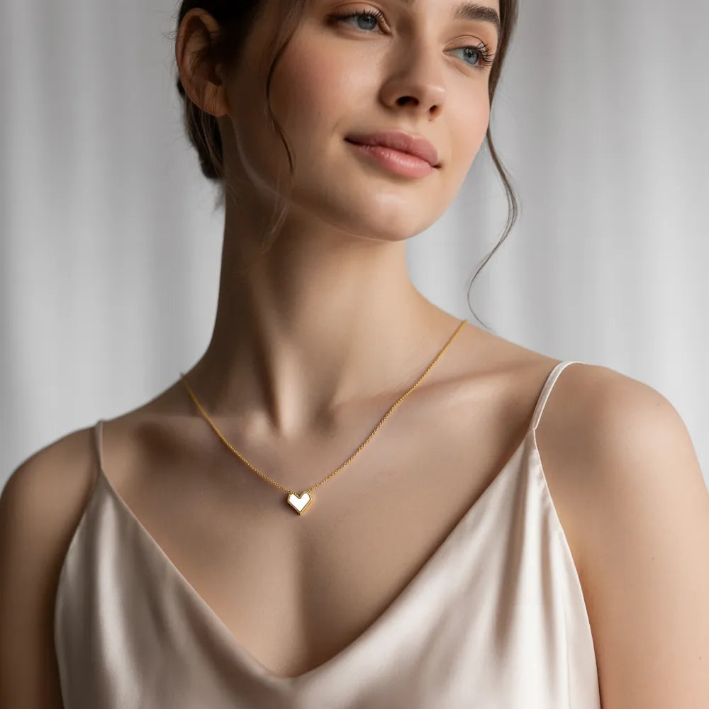 French Retro Heart Pendant Necklace