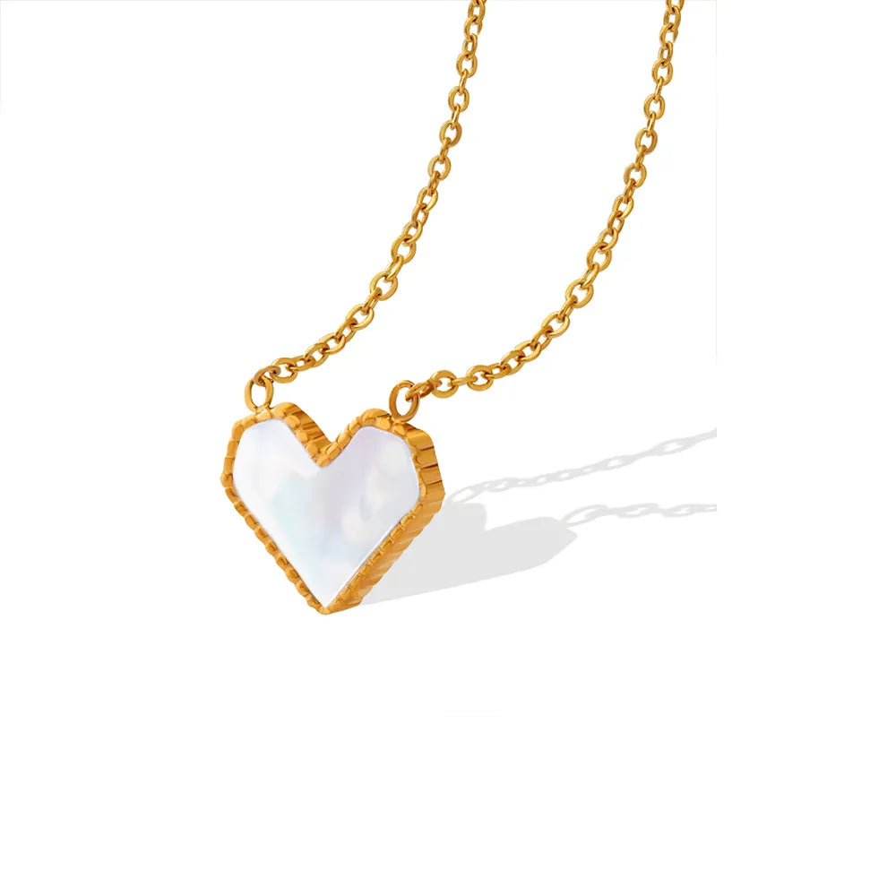 French Retro Heart Pendant Necklace