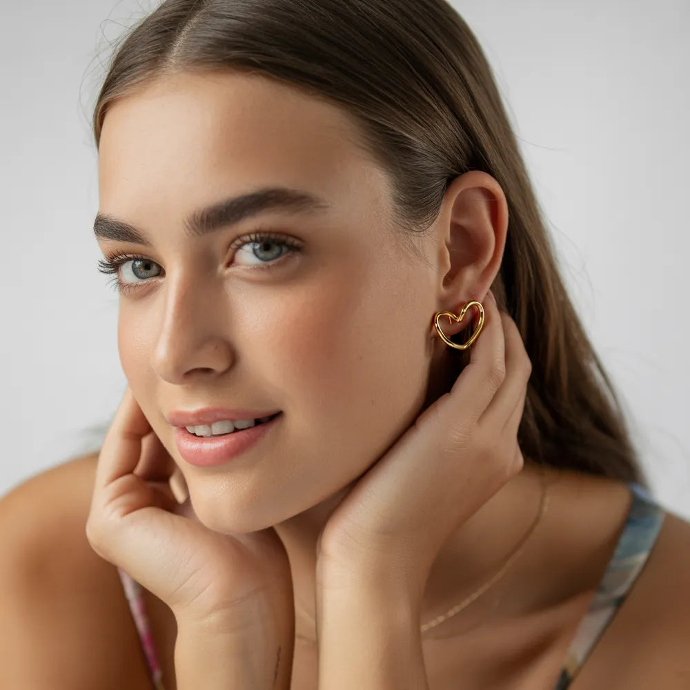 18K Gold Heart Earrings