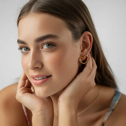 18K Gold Heart Earrings