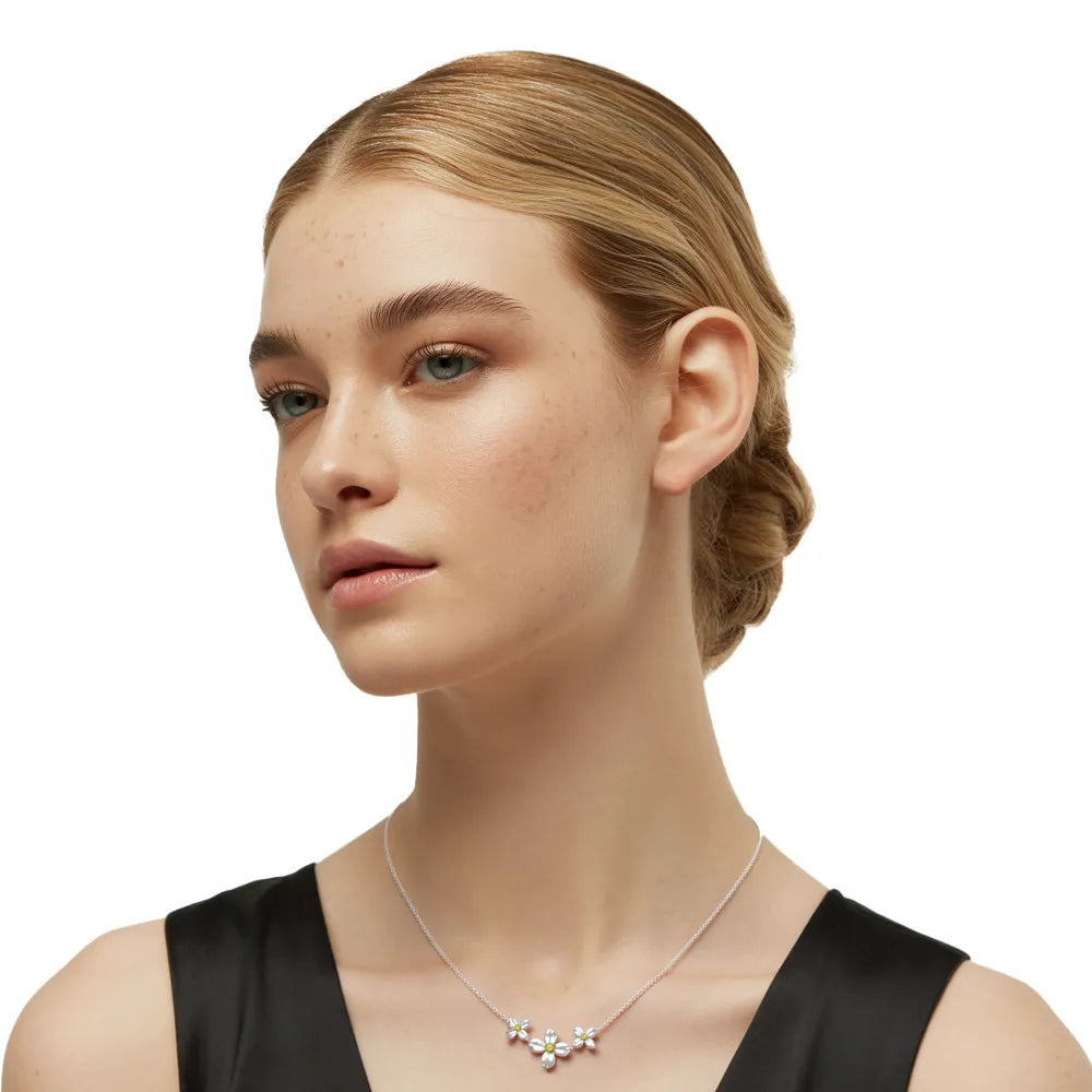 Model wearing the Gardenia Bloom S999 Silver Necklace
